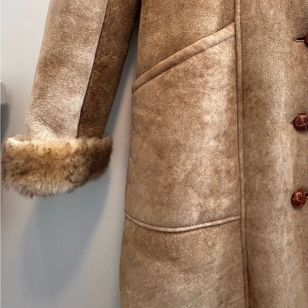 Ardeny LIKE NEW Women's LONG Tan LAMBS WOOL Coat - Picture 2 of 13